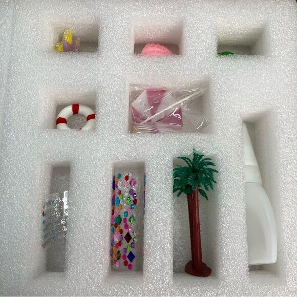 Christmas Advent Calendar Ages 3+ DIY Create a Mermaid Scene in a Globe. - Picture 8 of 11